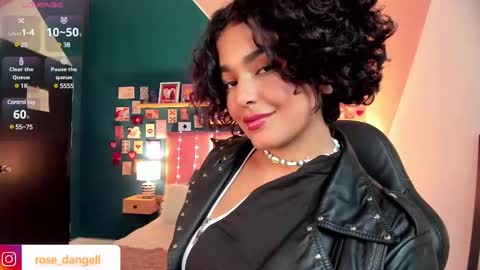 Snapshot of rose_dangel1 chatting on 02.25.25 Rose online show from 02.25.25