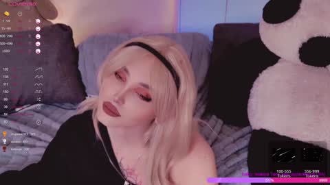 Snapshot of rose_monarch chatting on 12.21.24 Rose online show from 12.21.24