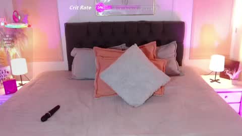Snapshot of rose_thompson1 chatting on 05.26.26 Rose online show from 05.26.26