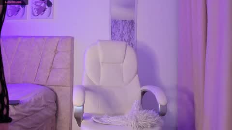   online show from 02.01.25