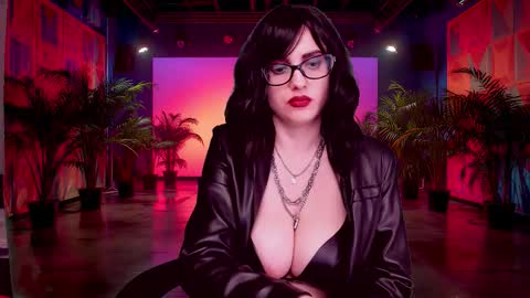 Snapshot of roseblooom chatting on 10.10.25 Rosebloom online show from 10.10.25