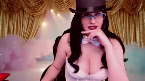 Snapshot of roseblooom chatting on 10.24.25 Rosebloom online show from 10.24.25