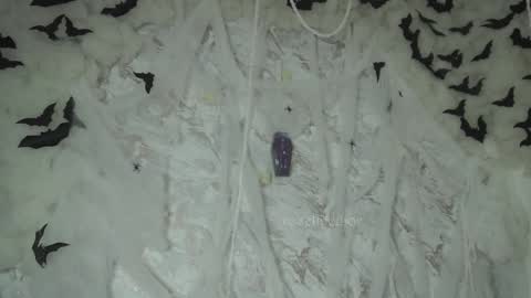 Lyla OF roselinedior online show from 10.15.25