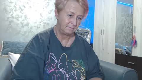 Lovepinklilly online show from 01.03.25