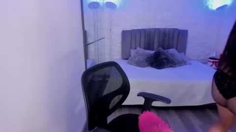 Rose Taylor online show from 09.22.25