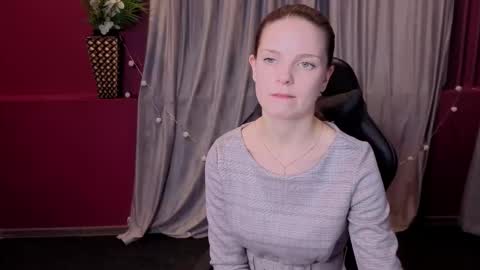 Snapshot of rosewaulhgberg chatting on 01.14.26 Rosse online show from 01.14.26