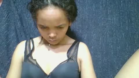 rosia685234 online show from 04.17.26