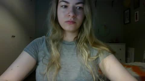 Snapshot of rosie_june chatting on 06.16.26 Rosie online show from 06.16.26