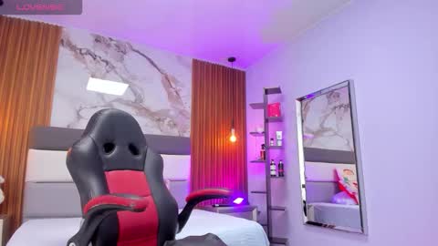 Snapshot of rosie_moss chatting on 11.24.25 ROSSI online show from 11.24.25