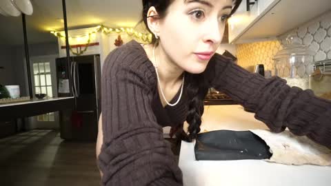 Rosie Bones online show from 12.13.24