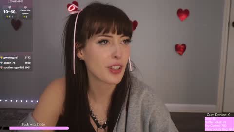 Rosie Bones online show from 02.06.25