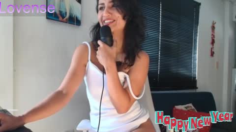 Ross BakerHot online show from 12.31.24