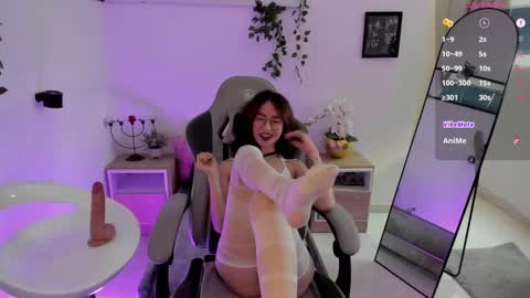 Snapshot of rosse_98_ chatting on 01.25.25 Miss Rosse online show from 01.25.25