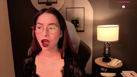 Snapshot of rosse_98_ chatting on 07.17.26 Miss Rosse online show from 07.17.26