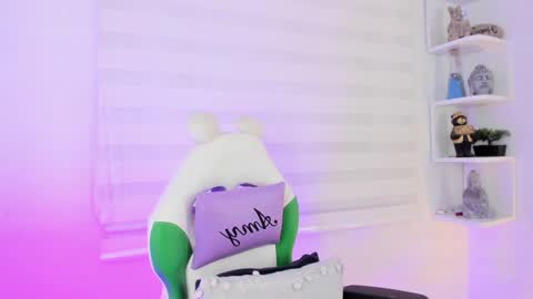   online show from 01.14.25