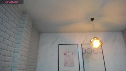 Snapshot of rosse_jeane_v chatting on 01.27.25 rosse jeane v online show from 01.27.25