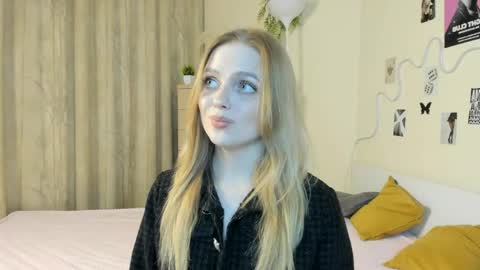 Snapshot of rosy_sigh chatting on 04.21.26 Im Luna online show from 04.21.26