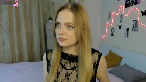 Snapshot of rosy_sigh chatting on 05.03.26 Im Luna online show from 05.03.26