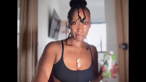 Rosy Coco online show from 02.19.25