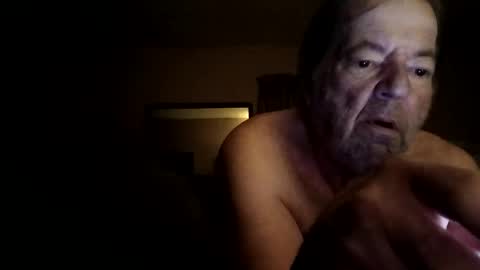 Snapshot of rotorranch chatting on 09.23.25 rotorranch online show from 09.23.25