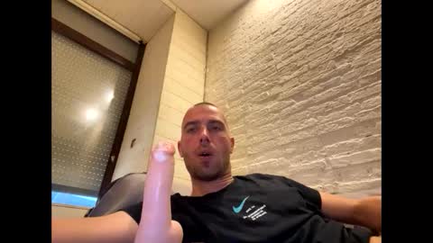 rotteei1 online show from 10.11.25