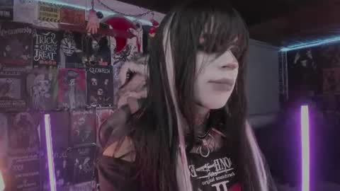 Snapshot of rotten_dreams chatting on 07.02.26 rot online show from 07.02.26