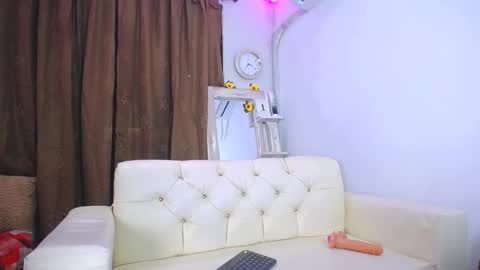 Snapshot of rous_25 chatting on 03.12.25 rous_25 online show from 03.12.25