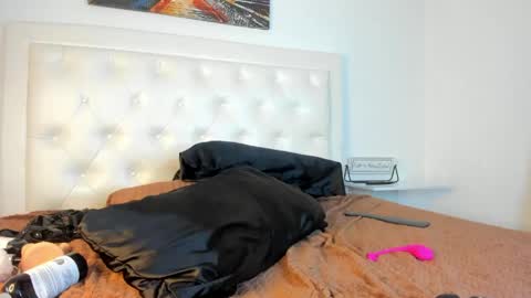 rouse_sexy_hotxx77 online show from 04.18.26