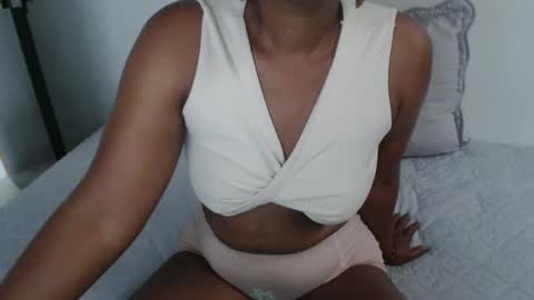 luxa online show from 02.19.25