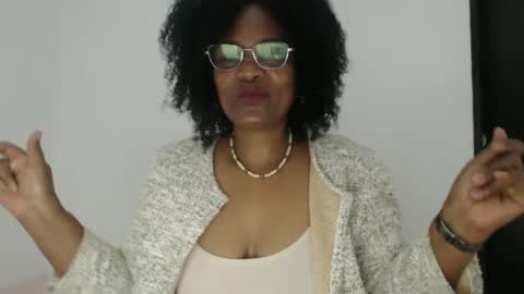 luxa online show from 10.10.25