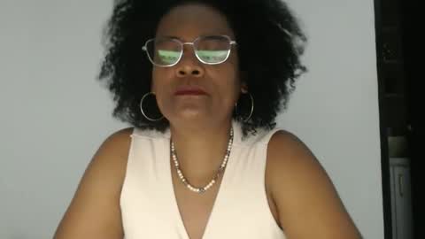 luxa online show from 10.23.25