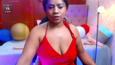 Snapshot of rousse_amber chatting on 06.19.26 amber online show from 06.19.26