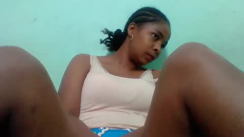 Snapshot of rovaelyah chatting on 09.21.25 rovaelyah online show from 09.21.25