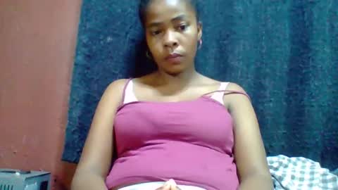 Snapshot of rovaelyah chatting on 09.29.25 rovaelyah online show from 09.29.25