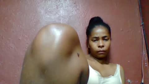 Snapshot of rovaelyah chatting on 11.04.25 rovaelyah online show from 11.04.25