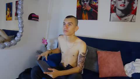 Snapshot of rowancley chatting on 10.13.25 Rowan online show from 10.13.25