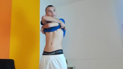 Snapshot of rowancley chatting on 10.20.25 Rowan online show from 10.20.25