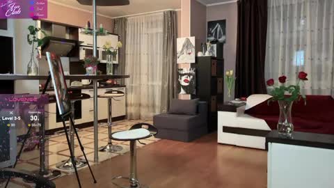 Roxana online show from 02.14.25