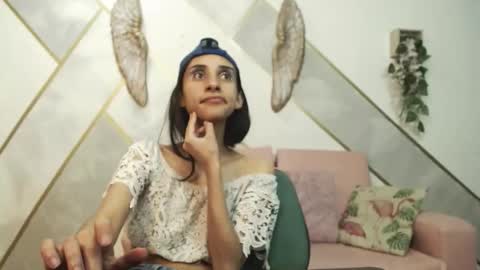   online show from 10.10.25