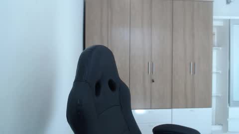 Roxana online show from 12.14.25