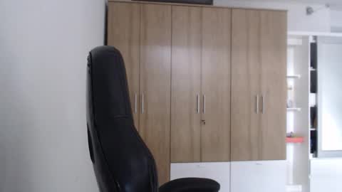 Roxana online show from 03.15.26