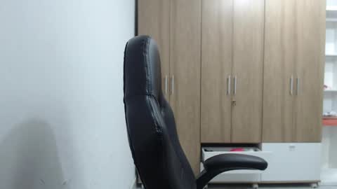 Snapshot of roxanalove7 chatting on 05.21.26 Roxana online show from 05.21.26