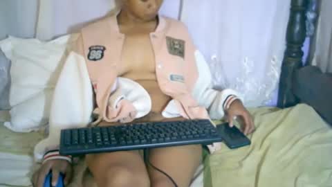 roxanne_98 online show from 02.16.25