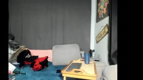 Snapshot of roxihazeleyes chatting on 03.03.26 roxihazeleyes online show from 03.03.26