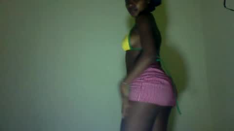 Snapshot of roxilita chatting on 06.18.26 Roxilita online show from 06.18.26