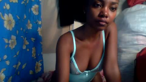 Snapshot of roxilita chatting on 07.16.26 Roxilita online show from 07.16.26