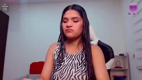 roxxi_2110 online show from 09.24.25