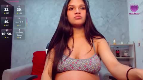 roxxi_2110 online show from 10.11.25