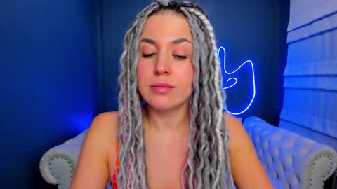 Roxy online show from 02.10.26