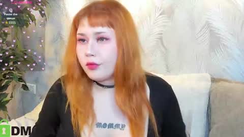 Snapshot of roxy_moor chatting on 06.17.26 Roxy online show from 06.17.26